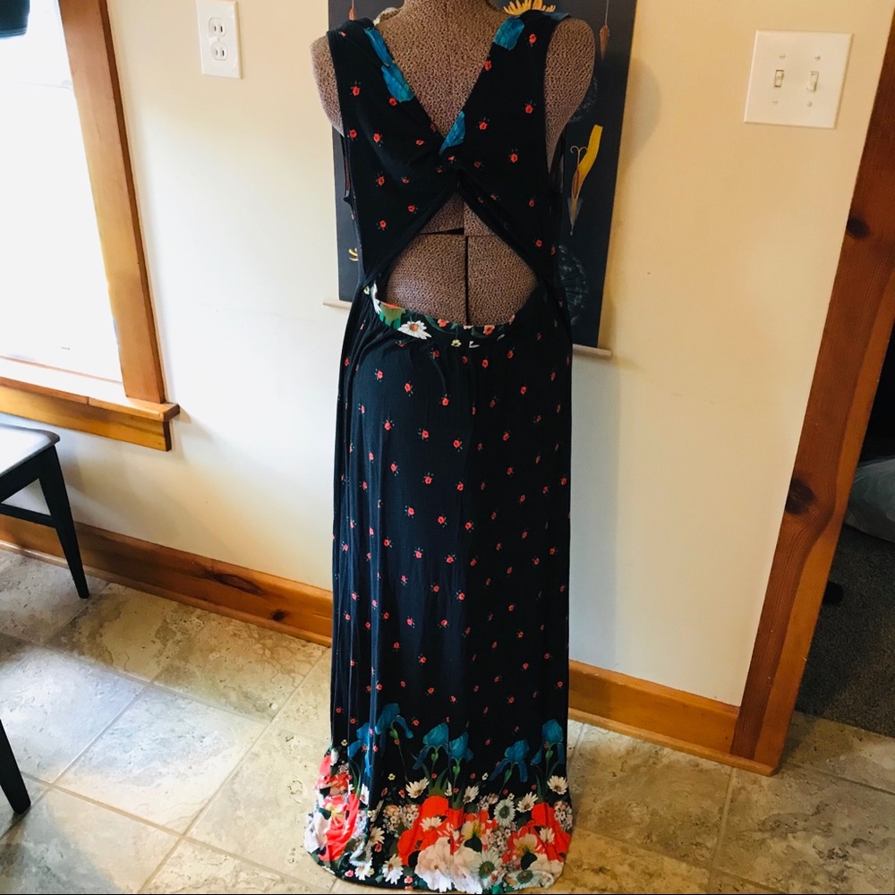Maxi Floral Jersey Maternity Dress w/ back detail - Picture 3 of 5